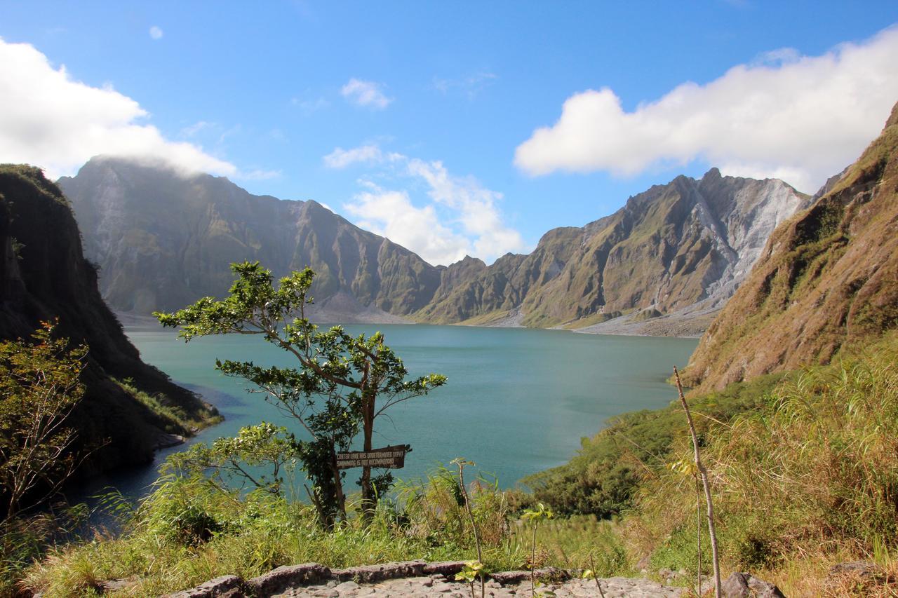 Bognot Lodge : Alvin Bognot Mt Pinatubo Guesthouse And Tours Santa Juliana Bagian luar foto