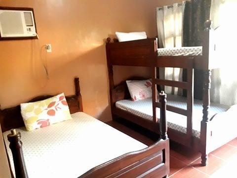 Bognot Lodge : Alvin Bognot Mt Pinatubo Guesthouse And Tours Santa Juliana Bagian luar foto